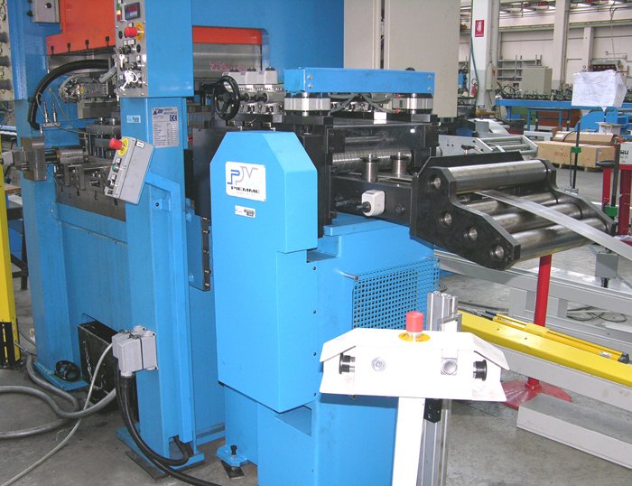 STRAIGHTENER WITH FEEDER WITH ROLLS 300 configuration image for 65001F