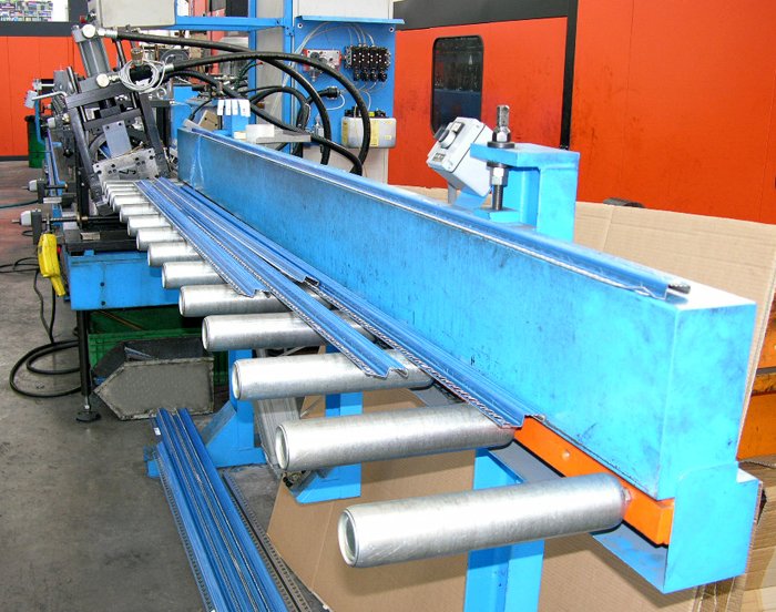 UNLOADING BENCH 12 m configuration image for 67002