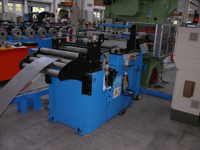 HEADING AND WELDING BENCH configuration image for 16300