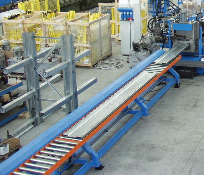 UNLOADING BENCH 12 m configuration image for 50703