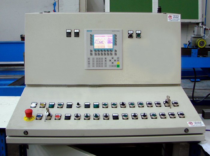 CONTROL DESK AND ELECTRICAL INSTALLATION configuration image for 48004B