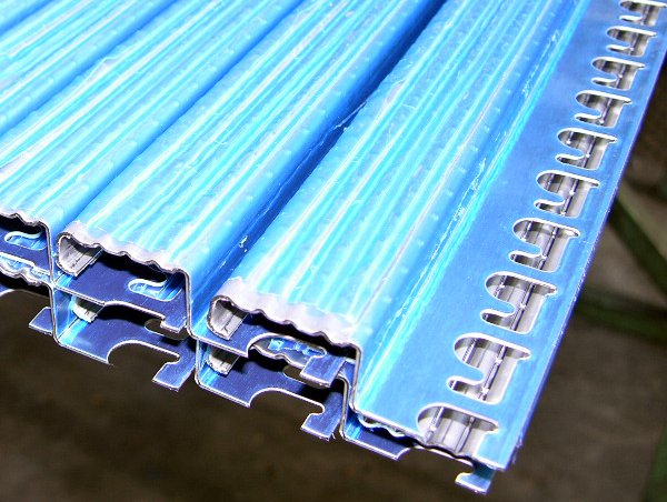LINE FOR EDGE PROTECTION PROFILES technical data illustration for 67002