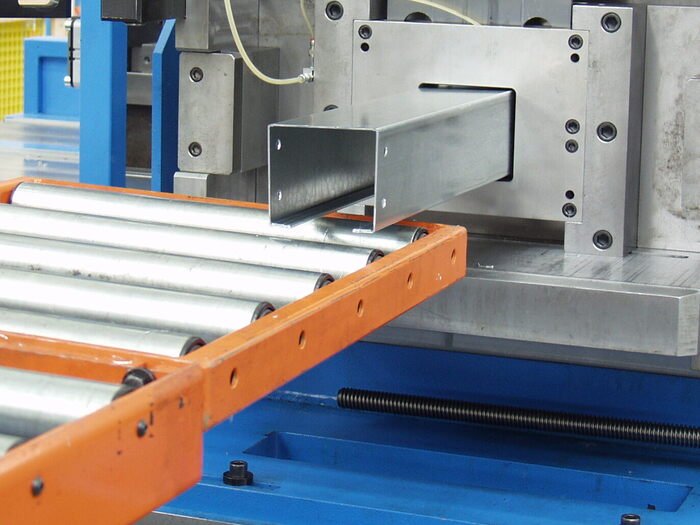 PRODUCTION LINE W TYPE CANTILEVERS technical data illustration for 50703